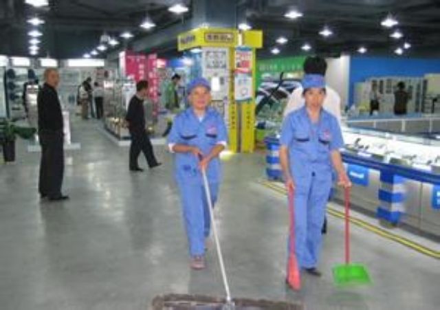 上海閔行區(qū)七寶商場(chǎng)招聘定點(diǎn)保潔阿姨-上海鵬發(fā)保潔公司