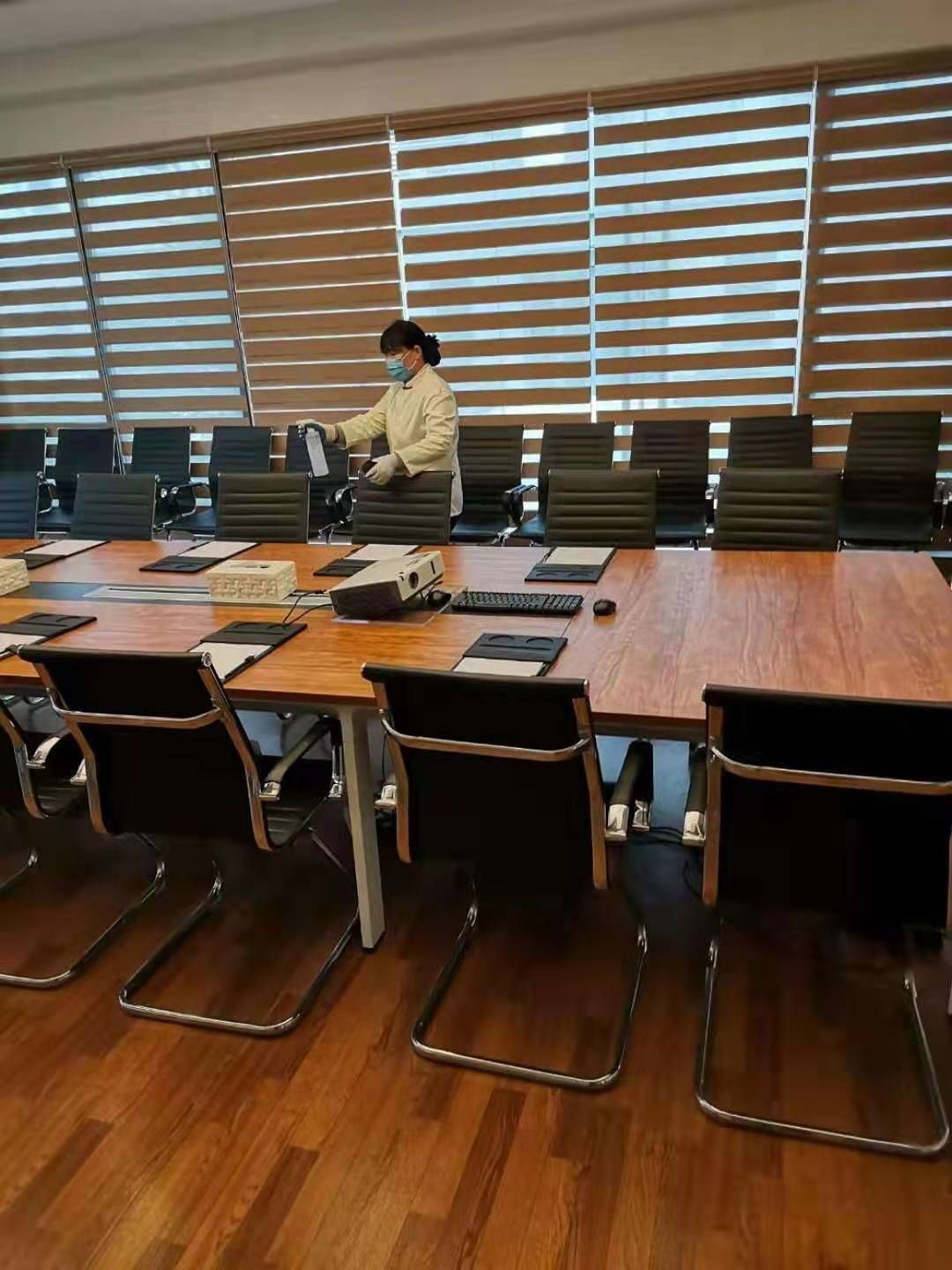 物業(yè)保潔客服人員工作內(nèi)容及操作規(guī)程全